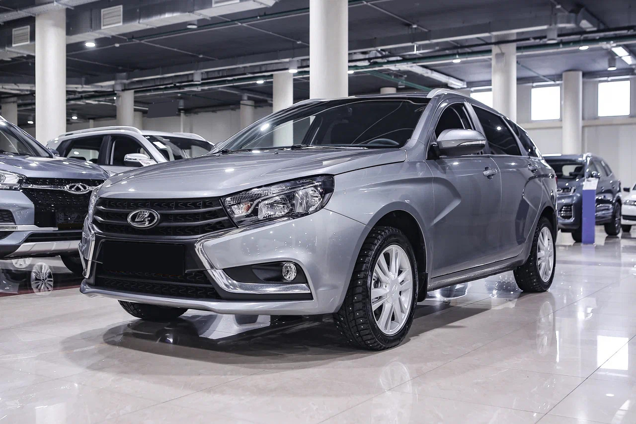 Купить Vesta с пробегом