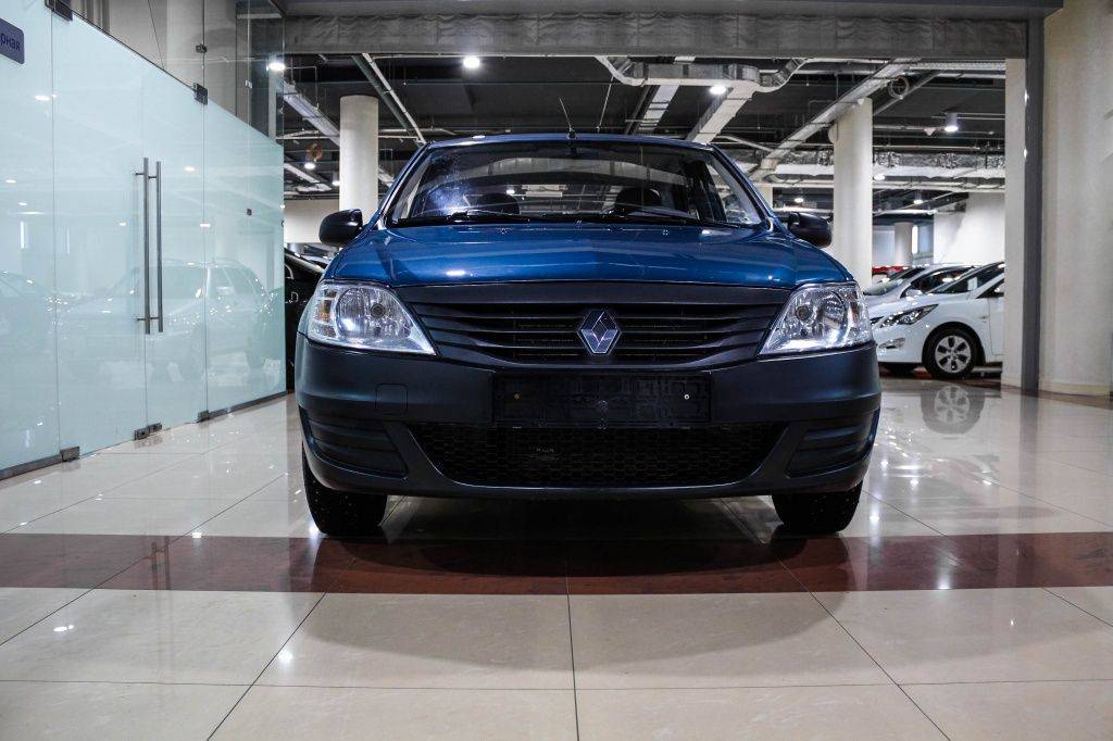 Купить Logan с пробегом