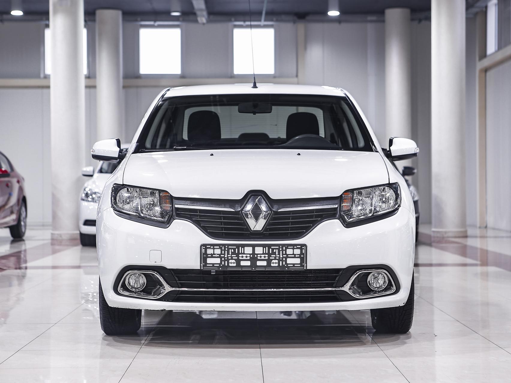 Купить Logan с пробегом