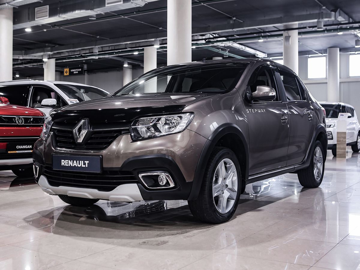 Купить Logan с пробегом